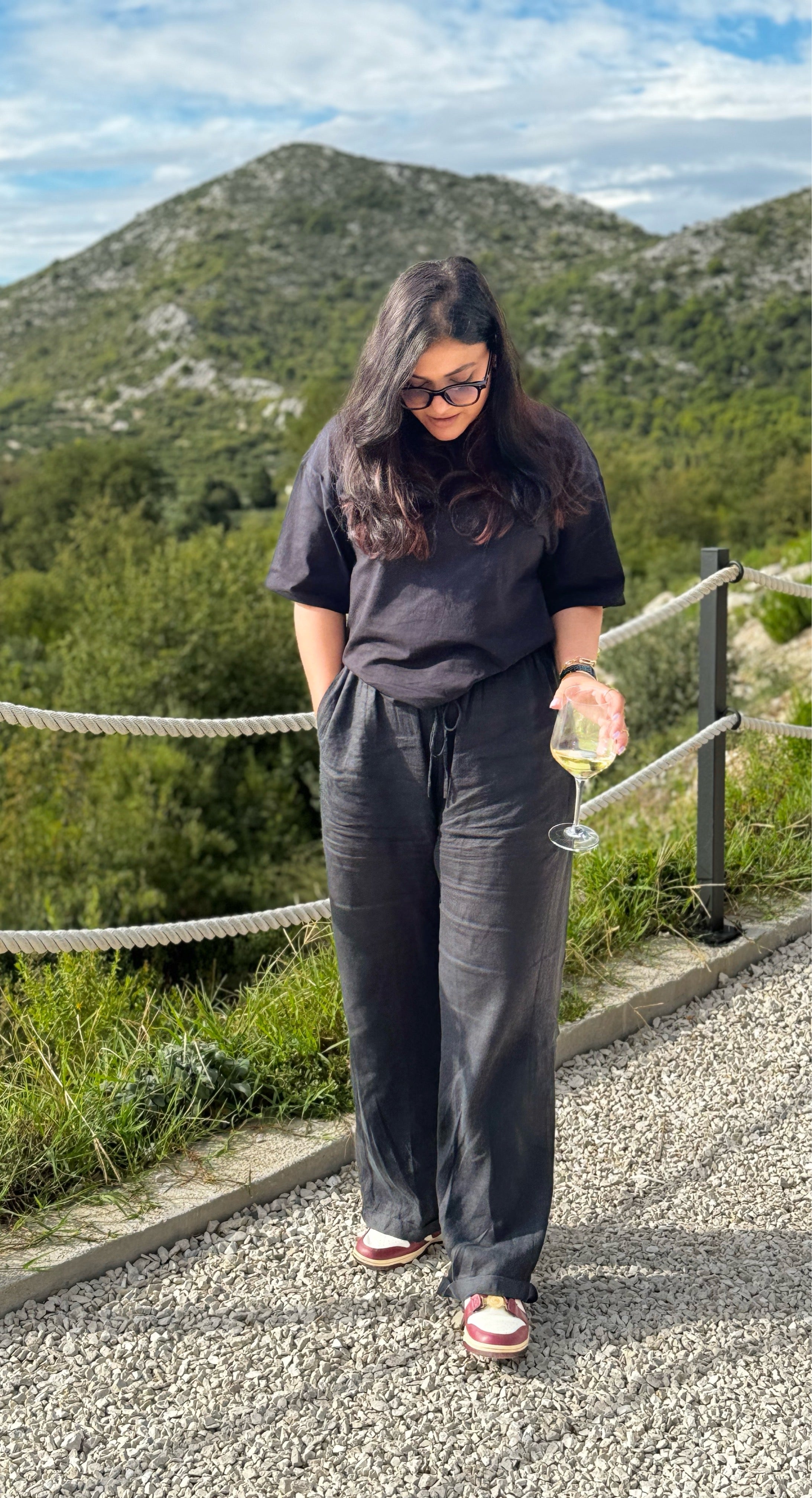 Lilly Pants - Black Secondary image